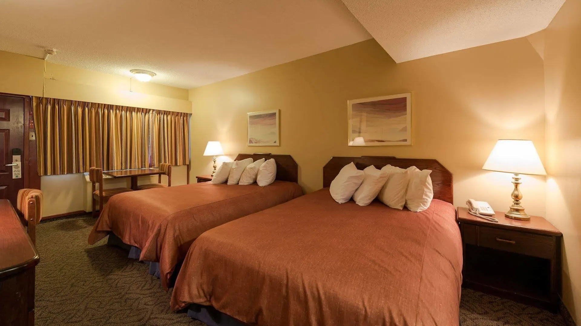 Motel Assiniboine Gordon Inn On The Park Winnipeg